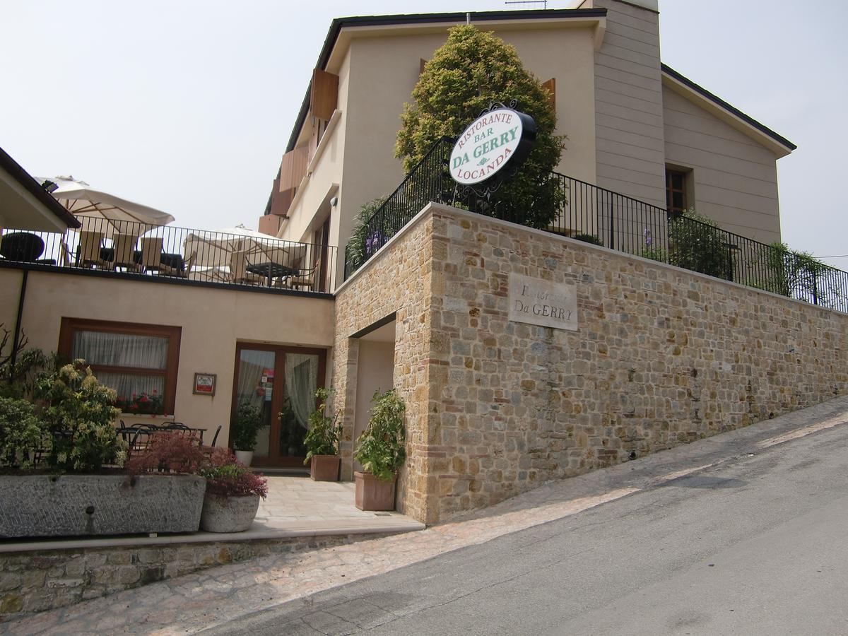 Locanda Da Gerry Castelcucco Luaran gambar